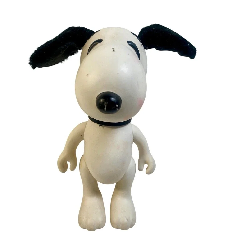 VTG 1958 Snoopy Toy Figure United Feature Syndicate Peanuts Hard Plastic 8”